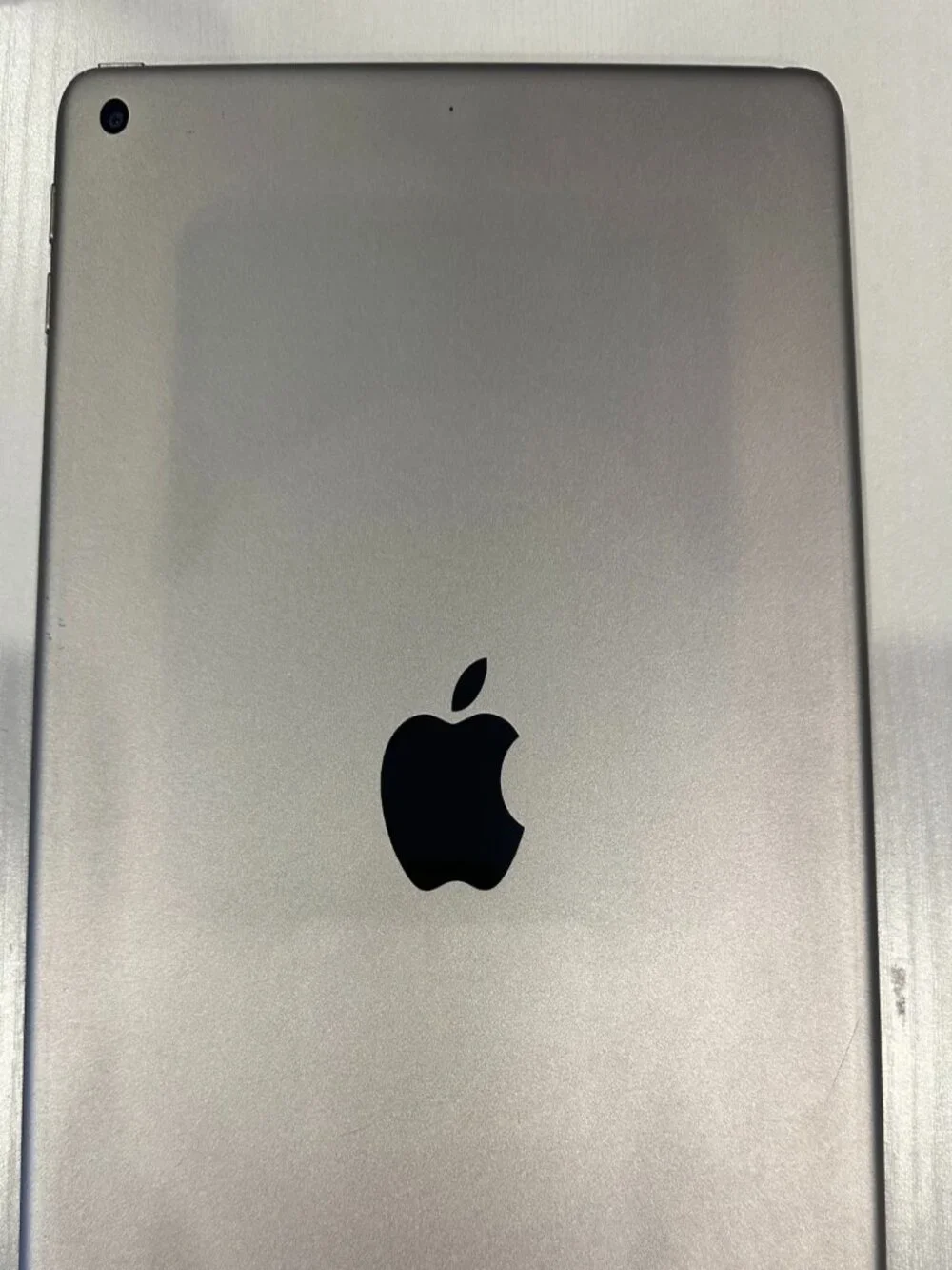 Apple iPad 5th Gen 32GB Wi-Fi Black (#13 BC)